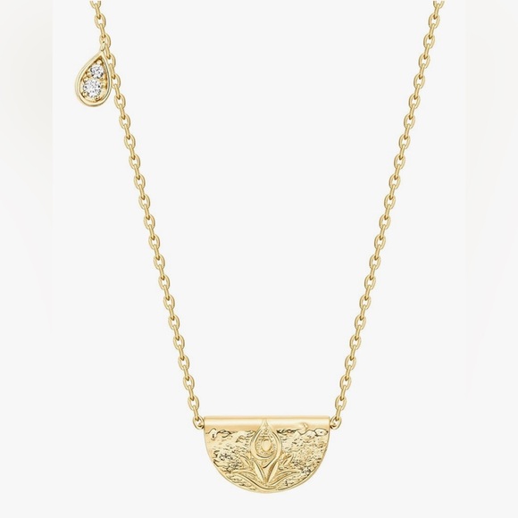 Anthropologie Jewelry - Stunning Anthropologie Gold dip Engraved plate crystal necklace